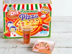 DIY Candy Pizza