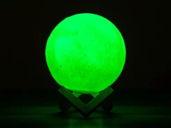 3D-månelampe - 15 cm - 16 Farver - Spralla