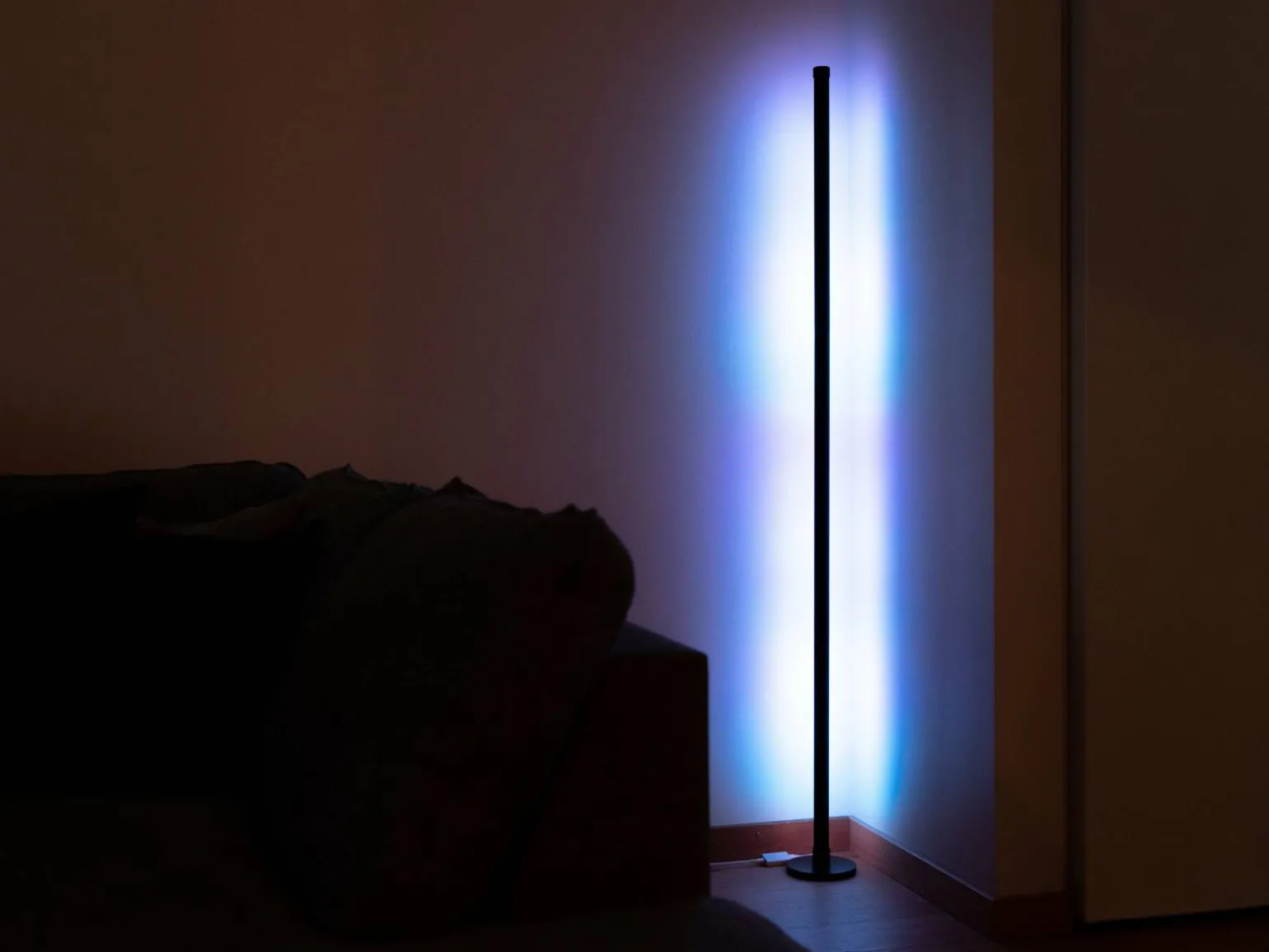 LED-hjørnelampe - Vooni