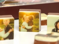 Personlig Chokoladejulekalender med 24 af dine egne Billeder