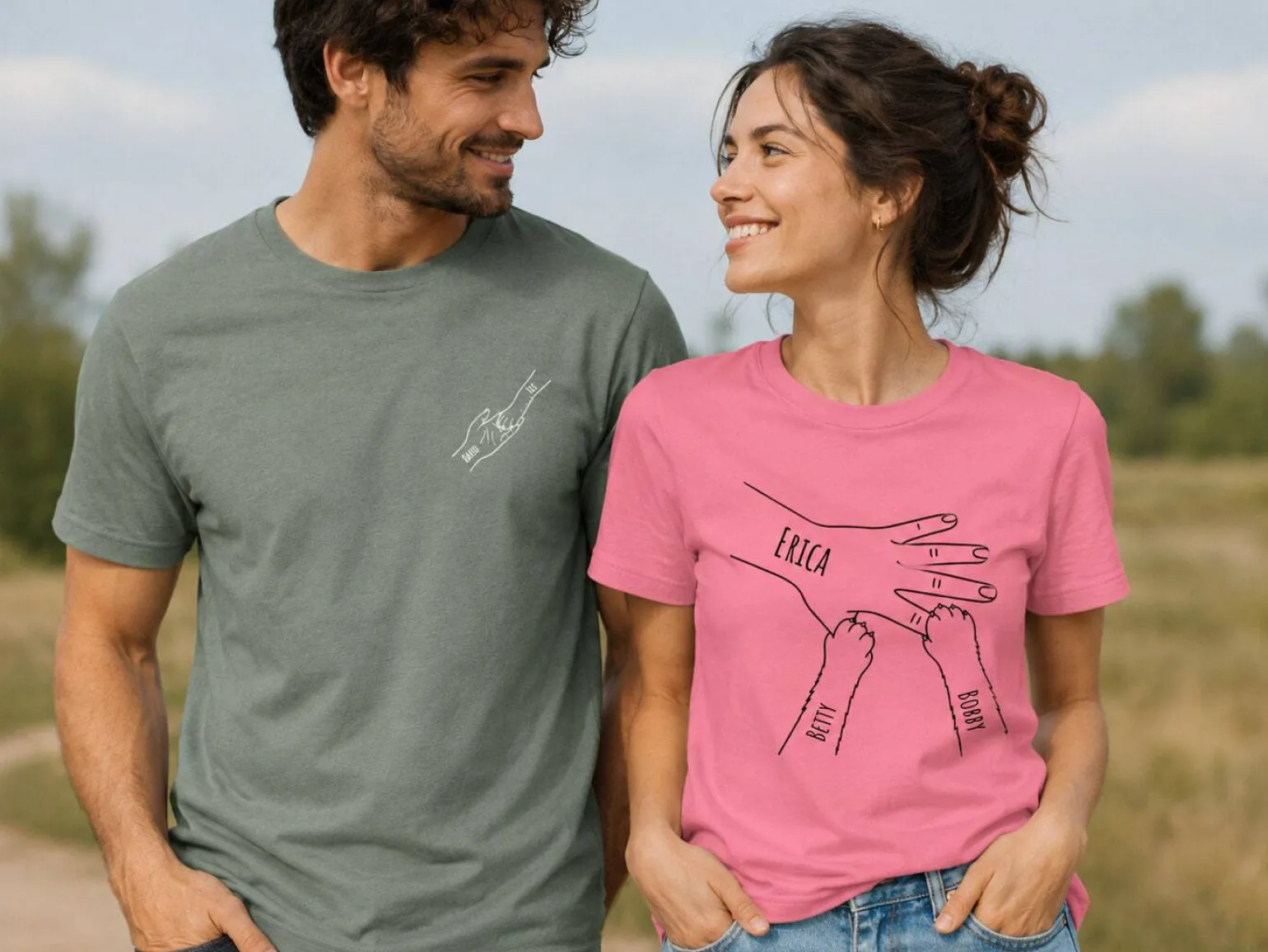 Premium T-shirt med egen tekst - Pote i hånd