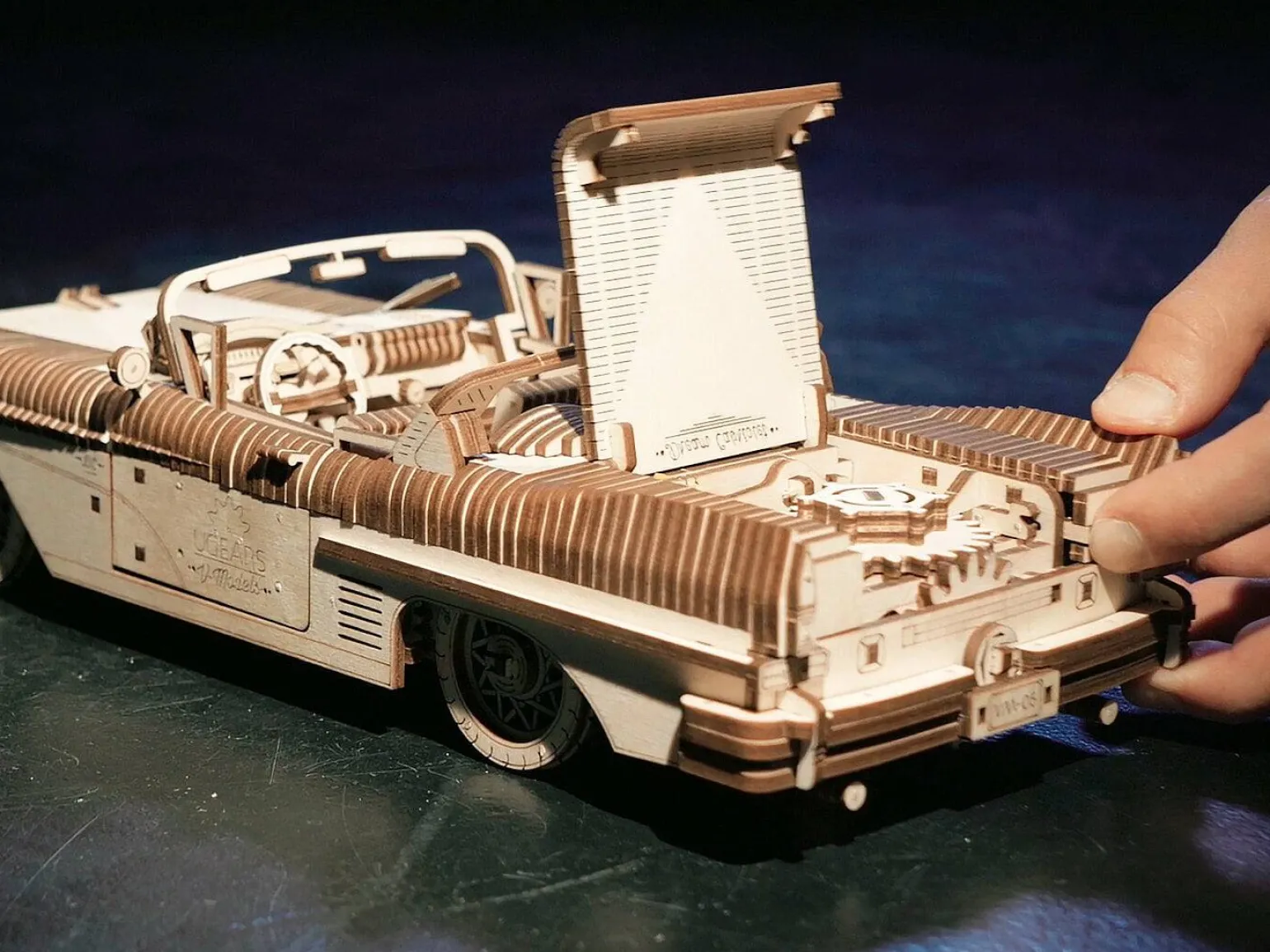 Ugears 3D-puslespil i Træ - Cabriolet